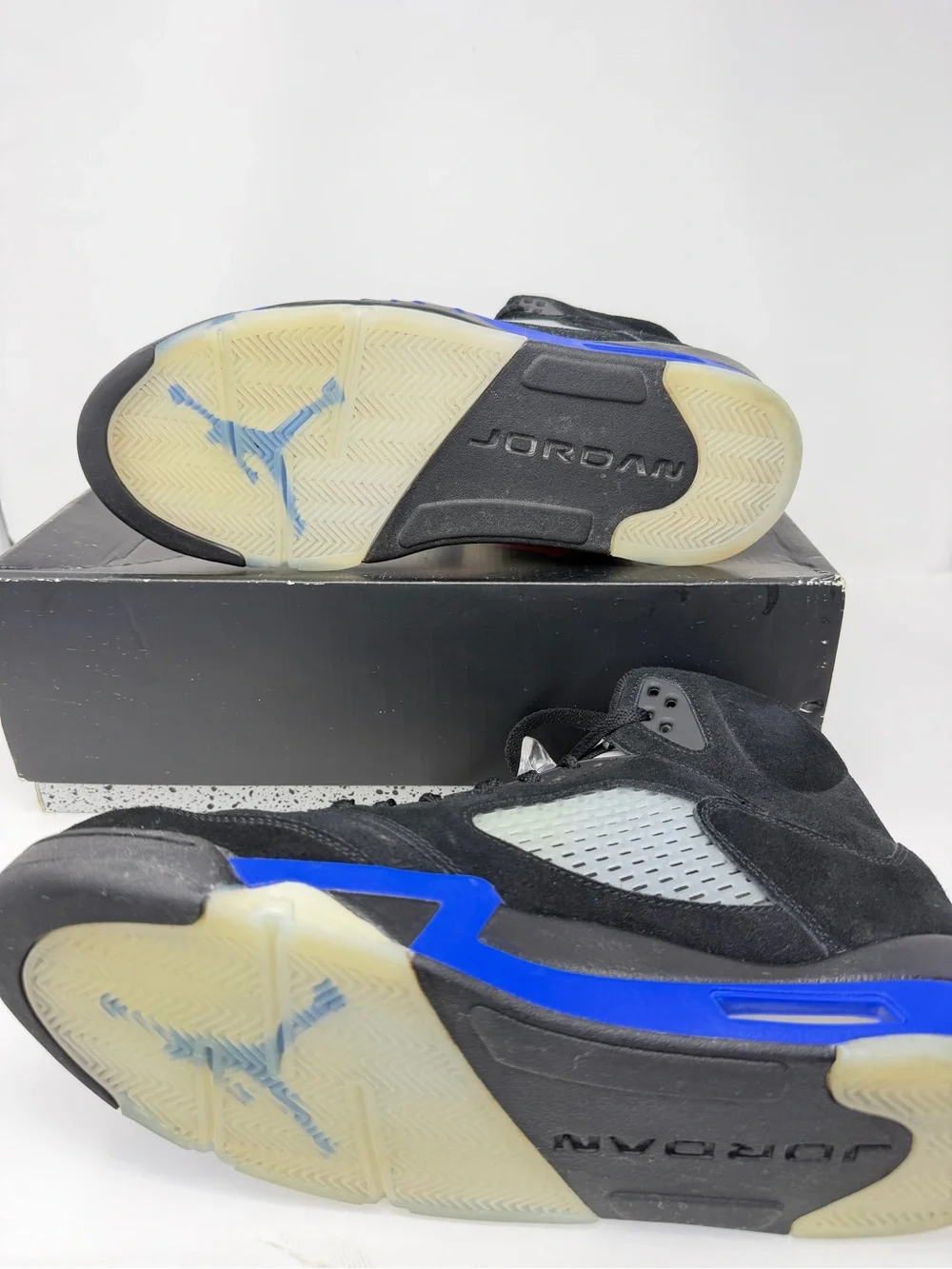 Jordan Men's Black and Royal Blue High-Top Sneakers